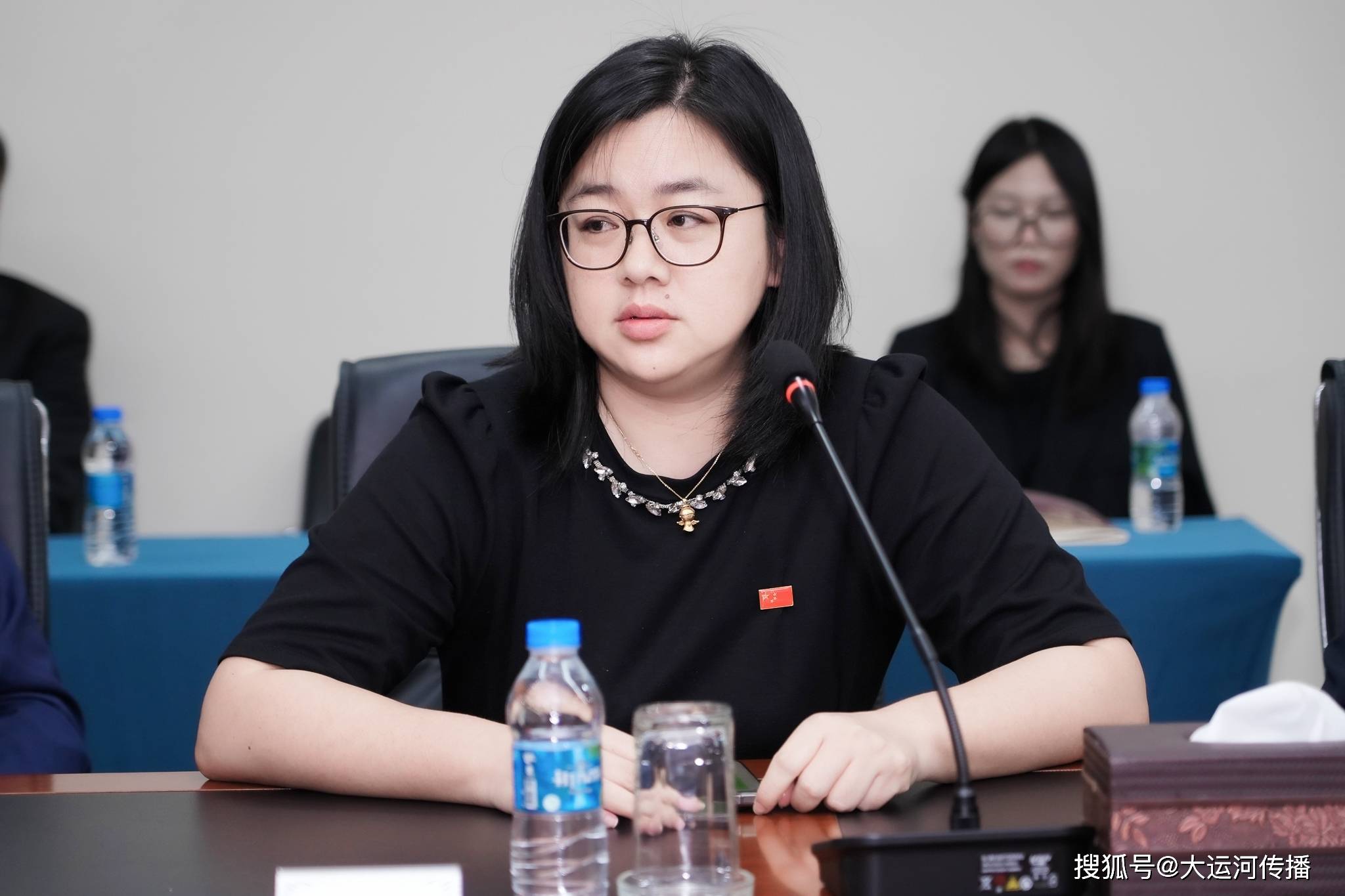 聚焦投资柬埔寨⑤｜看柬埔寨旅游部长面对中国代表团如何现场办公