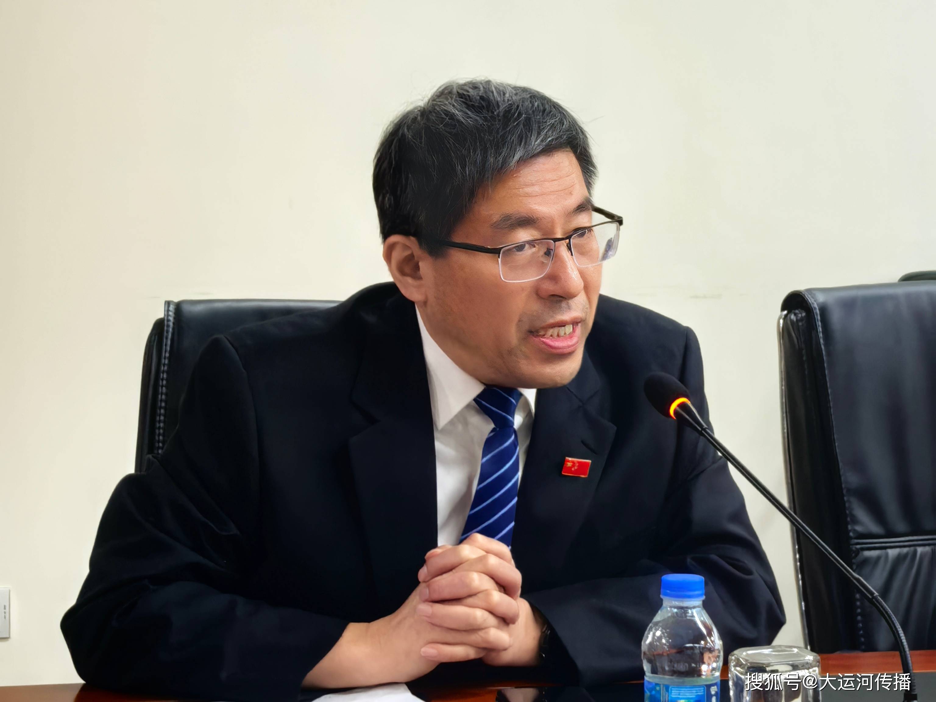 聚焦投资柬埔寨⑤｜看柬埔寨旅游部长面对中国代表团如何现场办公