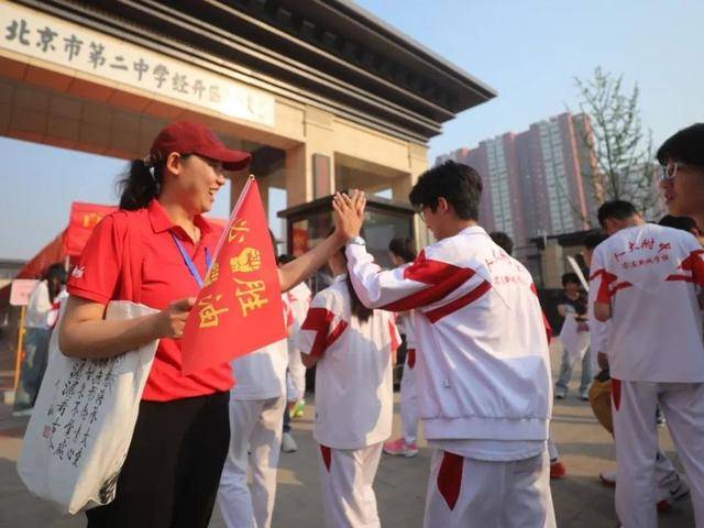 北京号最精彩 | 廊柱彩绘亮相！京张铁路遗址公园再上新